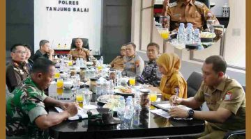 Peringatan Hari Jadi Kota Tanjungbalai Dilaksanakan Dengan Kesederhanaan Lewat Doa dan Dzikir Bersama, Mahyaruddin Tegaskan Hal Ini Adalah Bentuk Empati dan Peduli Bencana Sumut.