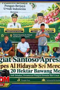 Dari Pesantren untuk Ketahanan Pangan, Al Hidayah Sei Mencirim Tanam Bawang Merah, Sugiat Santoso: Ini Bagian dari Tugas Negara